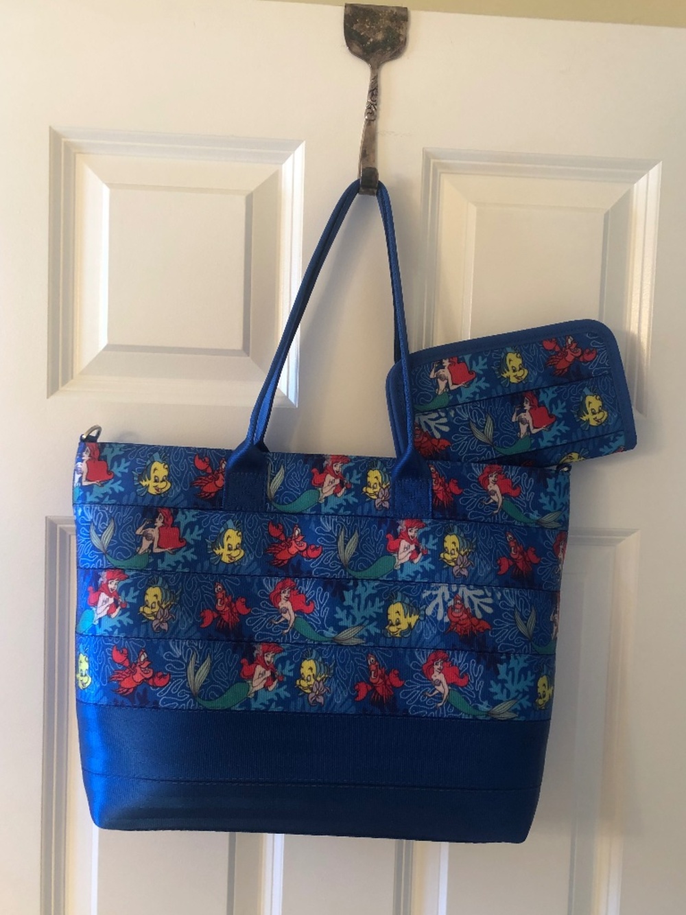 Harveys Seatbelt Disney's The Little Mermaid Tote Wallet Dustbag Set